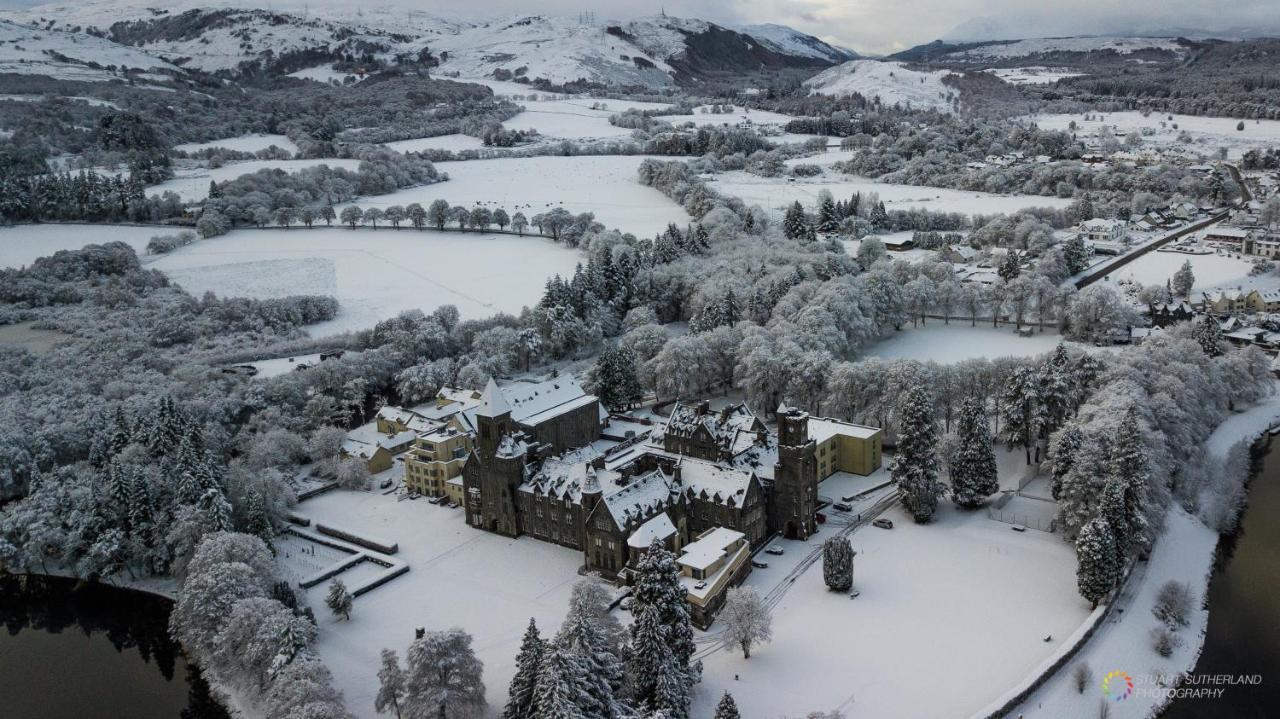 Old School Apartments Highland Club Fort Augustus Extérieur photo