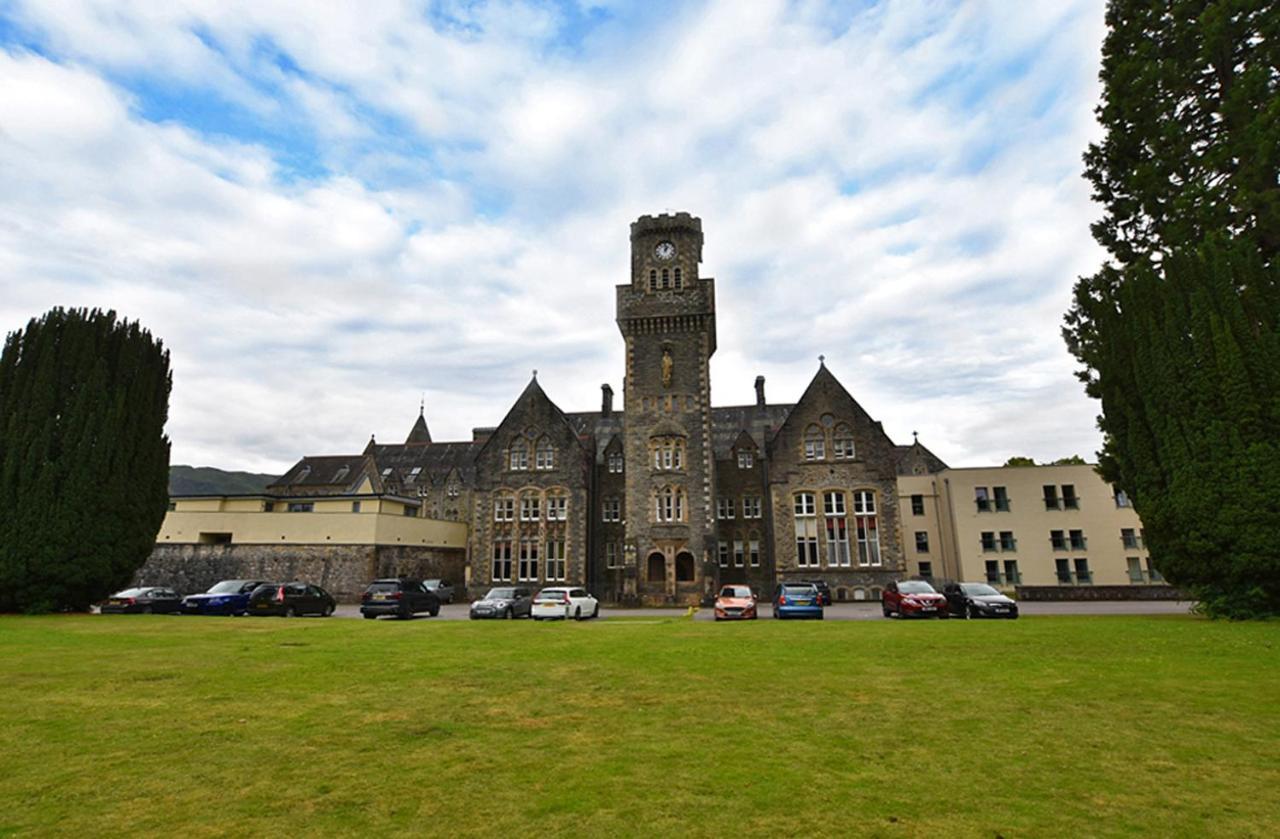 Old School Apartments Highland Club Fort Augustus Extérieur photo