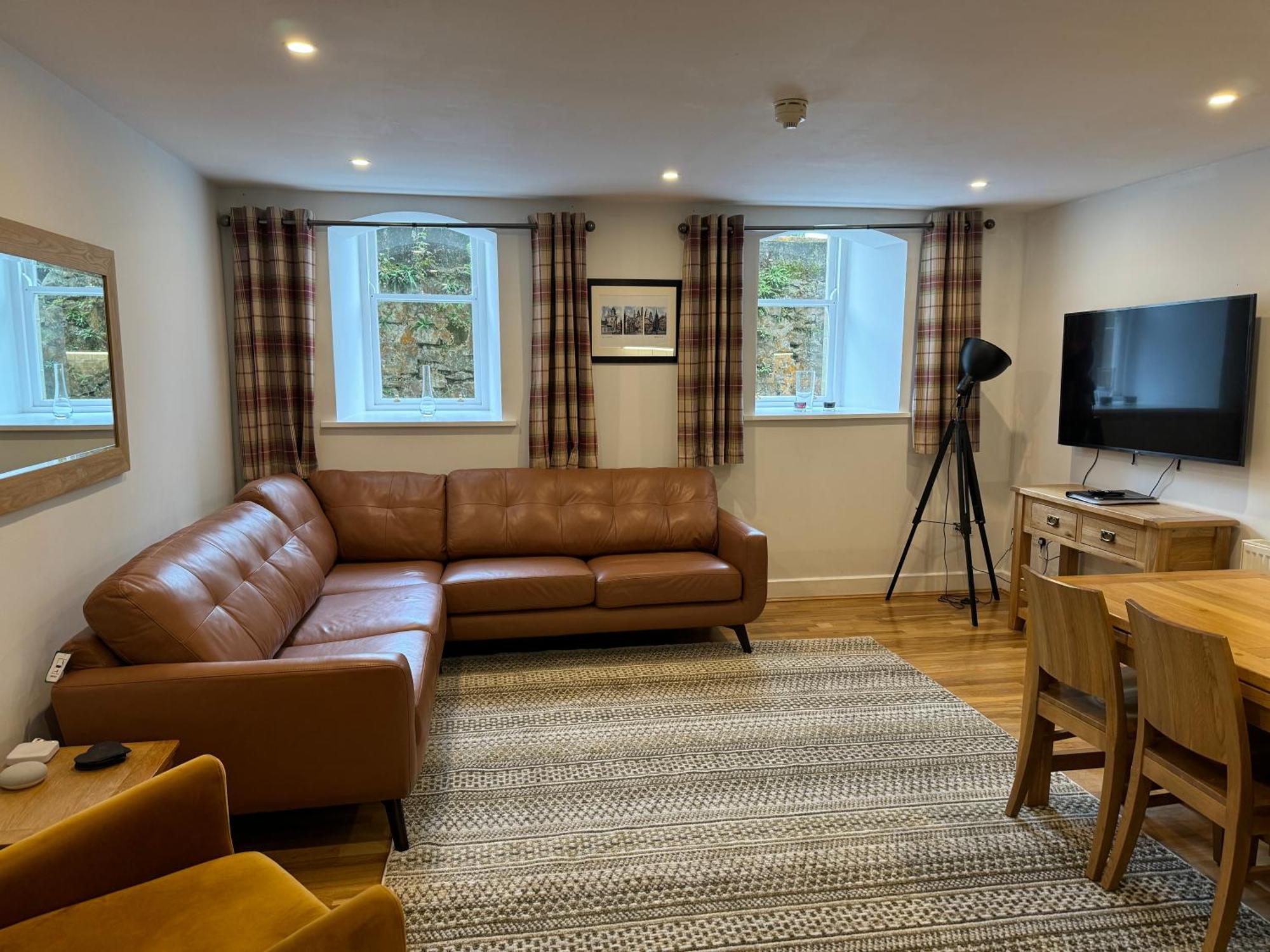 Old School Apartments Highland Club Fort Augustus Extérieur photo